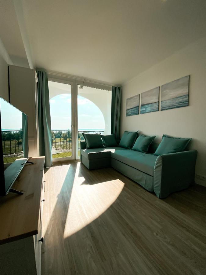 Marine Apartman By Bltn Сиофок Екстериор снимка